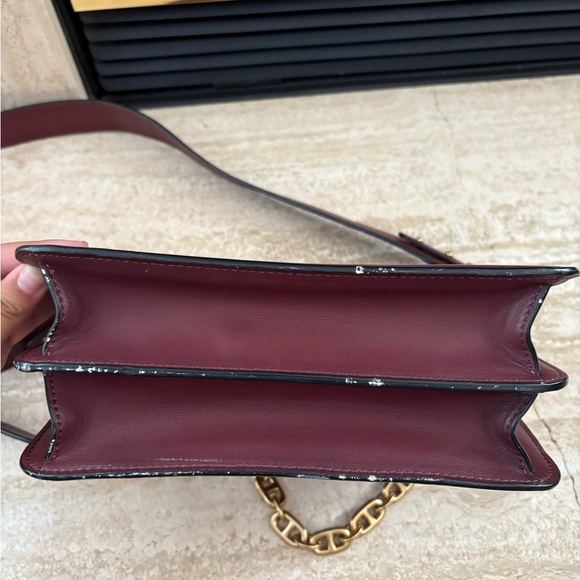 Coach Beat Bag- Wine and Gold Hardware - Picture 6 of 8